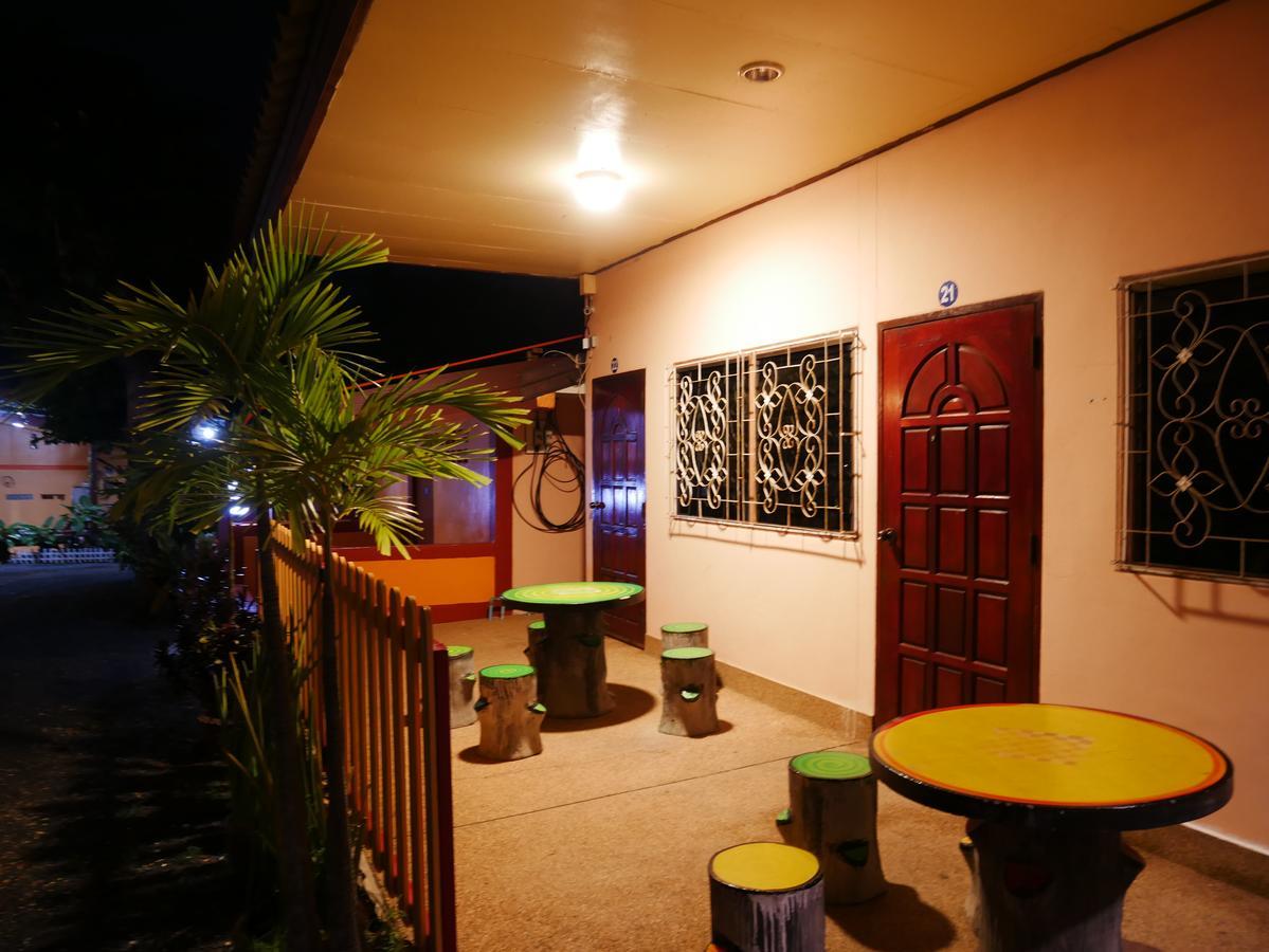 Khong Chiam Hotel Luaran gambar